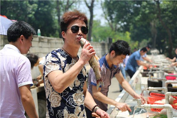 深圳農(nóng)家樂戶外野炊.jpg 深圳農(nóng)家樂戶外野炊.jpg